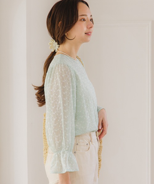 flower（フラワー）の「テンダーエンブロイダリーブラウス（シャツ/ブラウス・レディース・オレンジ/カーキ・FREE）」の3枚目の写真