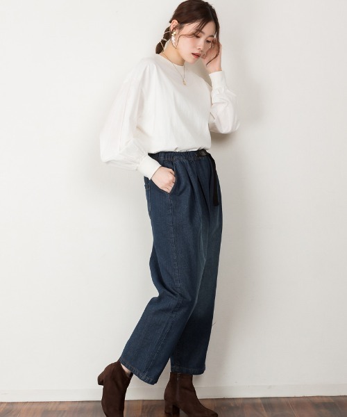 atONE(アットワン)の「atONE 前バックルバルーンデニムパンツ(デニムパンツ・レディース・ネイビー/ブルー/ワンウォッシュ・LL/4L/L/3L/M)」の7枚目の写真