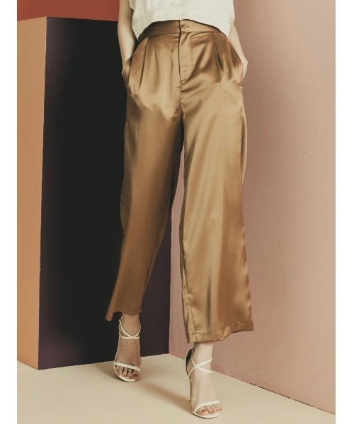 Soir,5 COCOTTE PARIS(ソワールイブニングココットパリ)の「ハイウエストサテンパンツ(その他パンツ・レディース・ブラック/キャメル・SMALL/MEDIUM)」の2枚目の写真