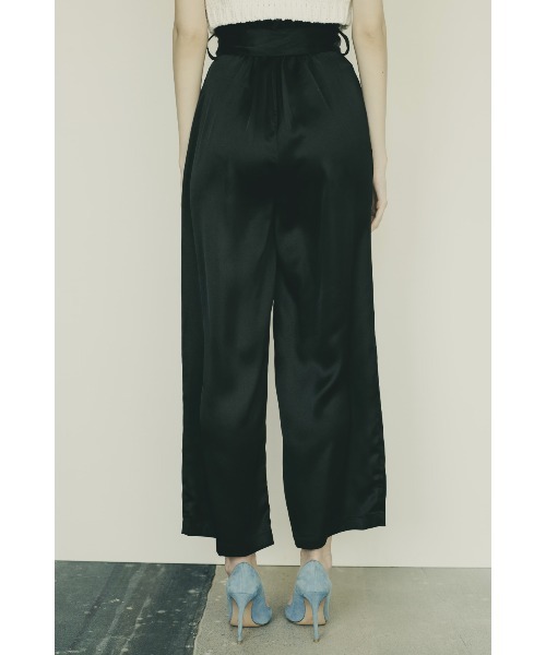 Soir,5 COCOTTE PARIS(ソワールイブニングココットパリ)の「ハイウエストサテンパンツ(その他パンツ・レディース・ブラック/キャメル・SMALL/MEDIUM)」の13枚目の写真