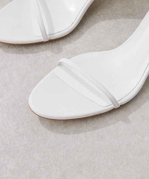 Whim Gazette（ウィムガゼット）の「【BRENTELLA】ストラップサンダル（サンダル・レディース・ゴールド/ホワイト・36/37/38）」の3枚目の写真