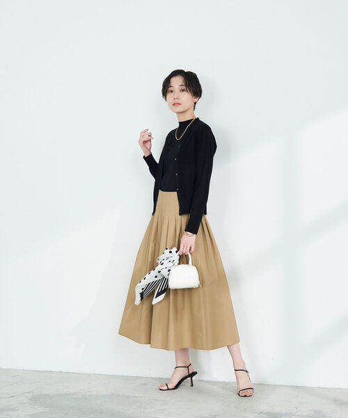 NOLLEY’S Sophi（ノーリーズソフィ）の「《手洗い可能》綿アセラメ配色クルーネックカーディガン（カーディガン/ボレロ・レディース・シルバー/ゴールド/ブラック/サックスブルー・38/36）」の20枚目の写真