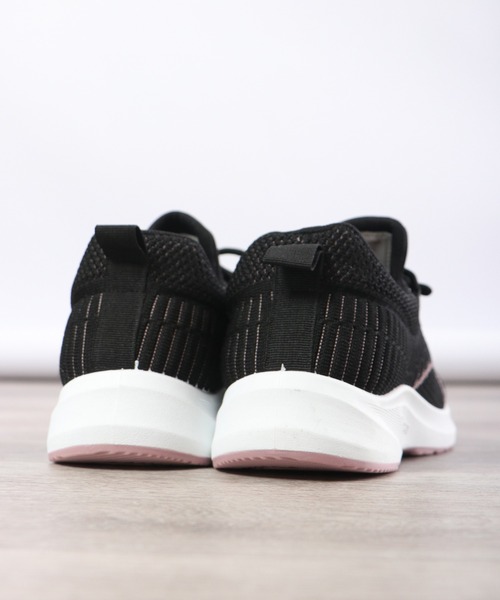 PERSON'S(パーソンズ)の「PERSON'S ニットスニーカー(スニーカー・レディース・ネイビー/ブラック×ピンク・24.5/24/23.5/23)」の4枚目の写真