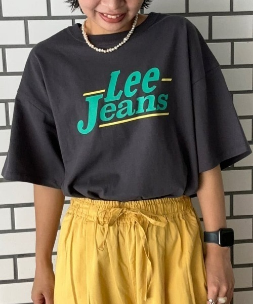 Lee(リー)の「Lee(リー)アーカイブプリントTシャツ(Tシャツ/カットソー・レディース・ダークグレー・M/L)」の1枚目の写真