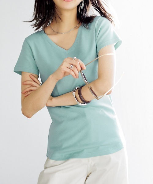 nissen(ニッセン)の「UVカット綿100%フライス素材Vネック半袖Tシャツ(Tシャツ/カットソー・レディース・ライトイエロー/ローズ/ミント/グリーン/ブルー/グレイッシュベージュ/ブラック/ピンク/オフホワイト・M/L/S/LL)」の19枚目の写真