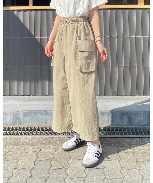 LE MORE（リモア）の「ナイロンポケットカーゴスカート（スカート・レディース・ベージュ/カーキ/ブラック・FREE）」の8枚目の写真