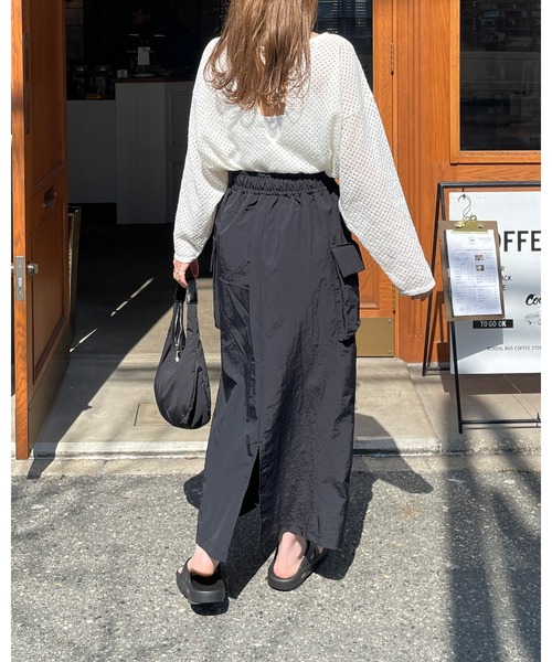 LE MORE（リモア）の「ナイロンポケットカーゴスカート（スカート・レディース・ベージュ/カーキ/ブラック・FREE）」の11枚目の写真