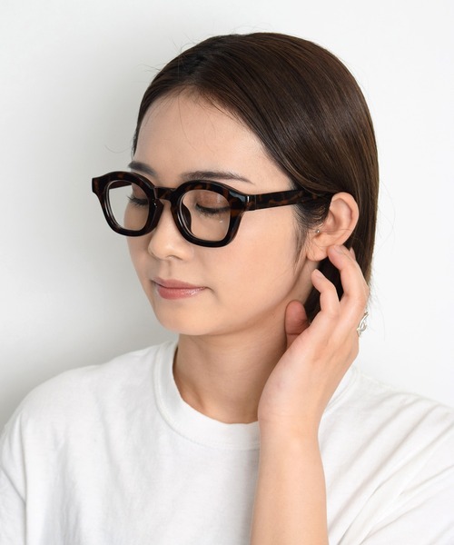 Flowering（フラワーリング）の「【紫外線カット率99.9%】太縁 伊達メガネ ユニセックス 専用ケース付き（メガネ・レディース・その他5/その他4/その他2/その他6/その他7/その他1/その他8/その他3/その他9/その他10・FREE）」の2枚目の写真