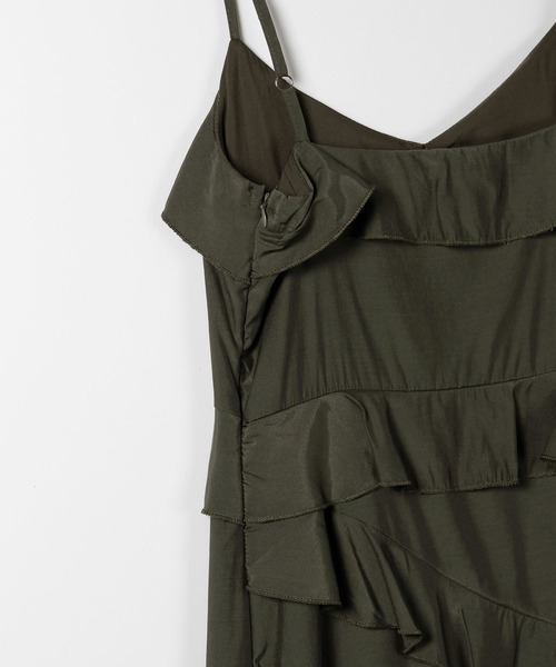 me+em select（ミームセレクト）の「※【 肩紐調節可／裏地付き 】フリルデザインサイドスリットロングキャミワンピース（ワンピース・レディース・ブラック/カーキ/ホワイト・LARGE/MEDIUM）」の19枚目の写真