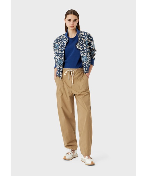 EMPORIO ARMANI（エンポリオアルマーニ）の「【エンポリオ アルマーニ】サステナブルコレクション Tシャツ オーガニックアメリカンジャージー パッチ（Tシャツ/カットソー・レディース・ロイヤルブルー/オリーブ・MEDIUM/SMALL）」の5枚目の写真