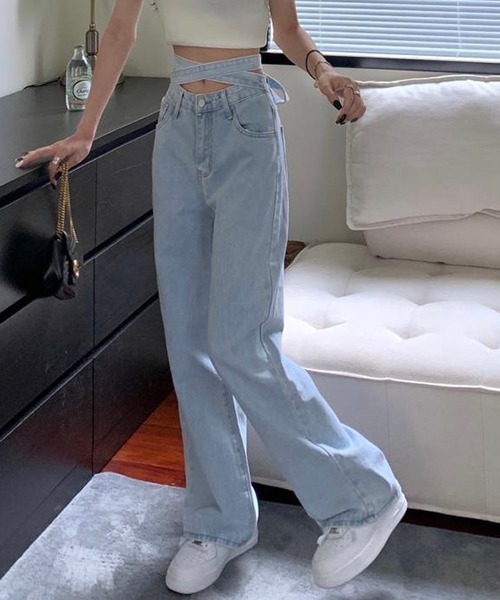 gossip!ロサンゼルス(ゴシップロサンゼルス)の「YUGA ウエストストラップ ストレートパンツ(デニムパンツ・レディース・ライトブルー・XL/L/M/S)」の4枚目の写真