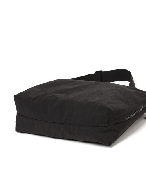 GLOBAL WORK（グローバルワーク）の「撥水ライトショルダーS/909338（ショルダーバッグ・メンズ・ブラック/ホワイト/グリーン/グレー/ライトブルー/ベージュ/ライトグレー/オフホワイト・FREE）」の19枚目の写真