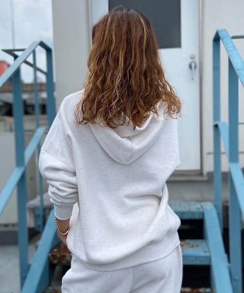 ROXY（ロキシー）の「ROXY/ロキシー ジップアップパーカー オーバーサイズ 刺繍ロゴ 裏起毛パーカー RZP234022（パーカー・レディース・ブラック/グレー・M/S）」の5枚目の写真