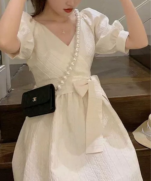 LOPASS(ロパス)の「Vネックショート丈ワンピース(ワンピース・レディース・ブラック/アイボリー・S/M)」の18枚目の写真