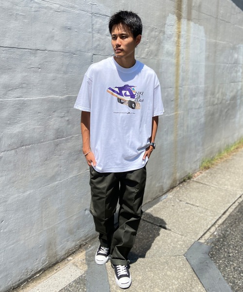 NIKE SB(ナイキエスビー)の「NIKE SB/ナイキエスビー Tシャツ ダンクチーム クルーネック FJ1138-010/FJ1138-100(Tシャツ/カットソー・メンズ・ブラック/ホワイト・M/L/XL)」の22枚目の写真