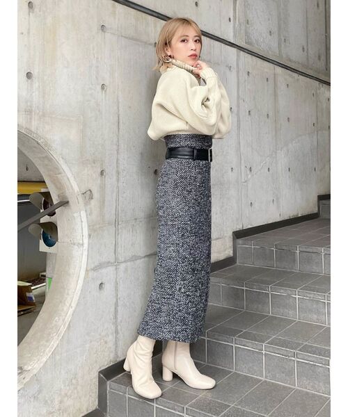 MURUA（ムルーア）の「BIGタートルニットプルオーバー（ニット/セーター・レディース・モカ/グリーン/アイボリー/ブルー・FREE）」の14枚目の写真