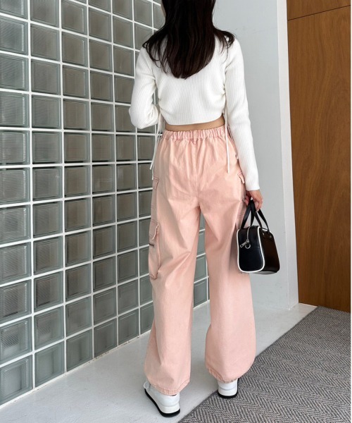 OLIVE des OLIVE（オリーブデオリーブ）の「メニーポケットカーゴパンツ　1032020080（カーゴパンツ・レディース・ワンウォッシュ/ピンク系その他/ブラック/ピンク・FREE）」の12枚目の写真