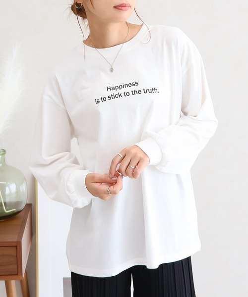 Social GIRL（ソーシャルガール）の「ロゴロングTシャツ（Tシャツ/カットソー・レディース・ブラック/チャコール/モカ/オフホワイト・M）」の2枚目の写真