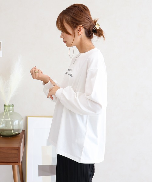 Social GIRL（ソーシャルガール）の「ロゴロングTシャツ（Tシャツ/カットソー・レディース・ブラック/チャコール/モカ/オフホワイト・M）」の9枚目の写真