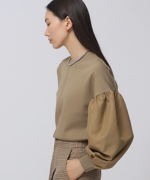 GALLEST（ギャレスト）の「ボリュームスリーブニット（ニット/セーター・レディース・サンドベージュ/ベビーピンク/アイボリー/ブラック・05/38）」の14枚目の写真