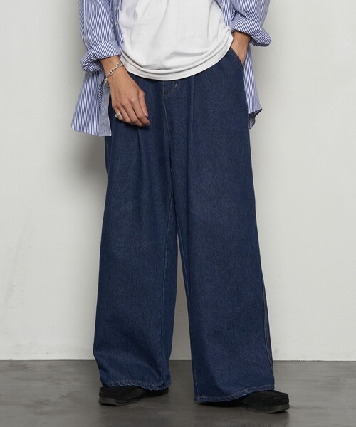 PUBLUX（パブリュクス）の「PUBLUX/パブリュクス タックワイドストレートデニム/セットアップ対応(限定展開)（デニムパンツ・メンズ・ブルー/チャコールグレー/ブラック・SMALL/MEDIUM/LARGE）」の16枚目の写真