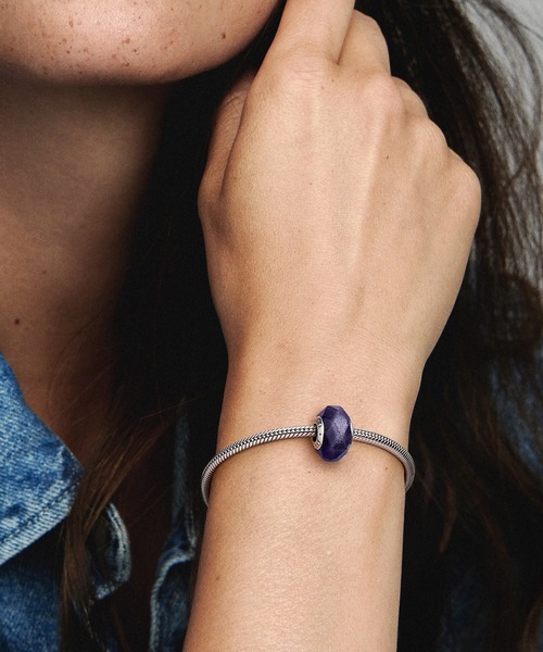 PANDORA（パンドラ）の「ファセッテッド ブルー ムラノ ガラス