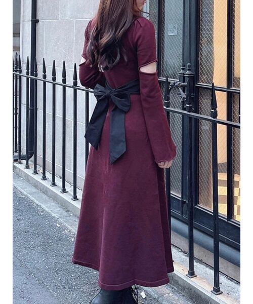 EATME（イートミー）の「カットアウトニットワンピース（ワンピース・レディース・ブラック/レッド/ベージュ・FREE）」の5枚目の写真