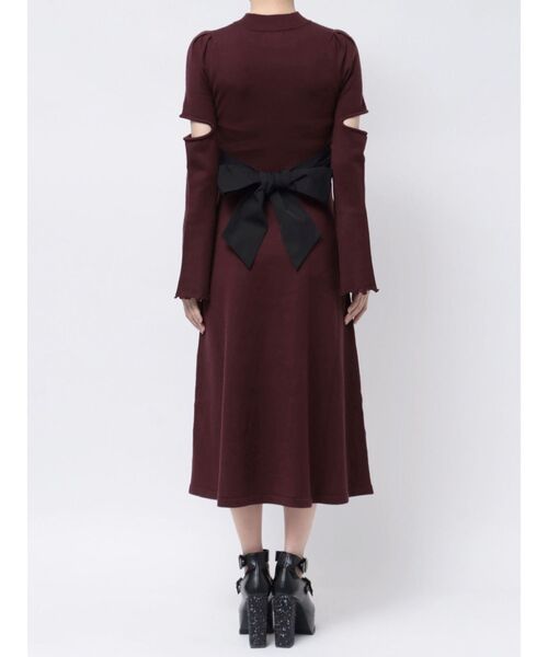 EATME（イートミー）の「カットアウトニットワンピース（ワンピース・レディース・ブラック/レッド/ベージュ・FREE）」の17枚目の写真