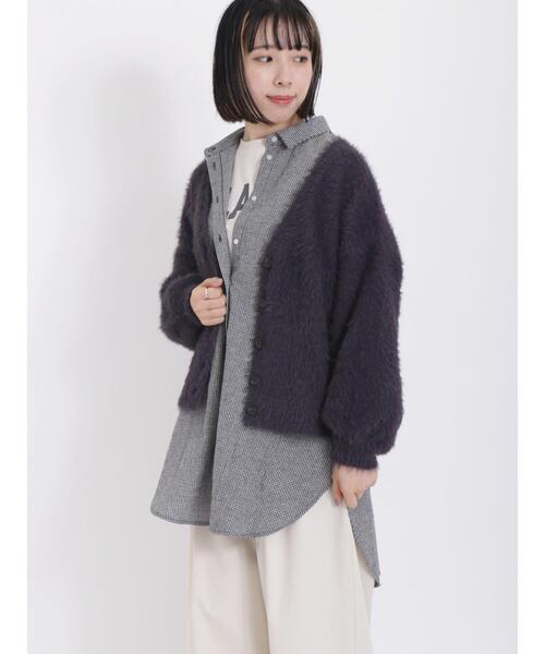 Samansa Mos2（サマンサ モスモス）の「シャギーニットVネックカーディガン（カーディガン/ボレロ・レディース・ピンク/キナリ/チャコールグレー/ブルー/モカ・F）」の2枚目の写真