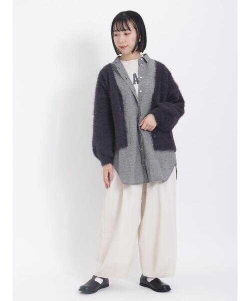 Samansa Mos2（サマンサ モスモス）の「シャギーニットVネックカーディガン（カーディガン/ボレロ・レディース・ピンク/キナリ/チャコールグレー/ブルー/モカ・F）」の9枚目の写真