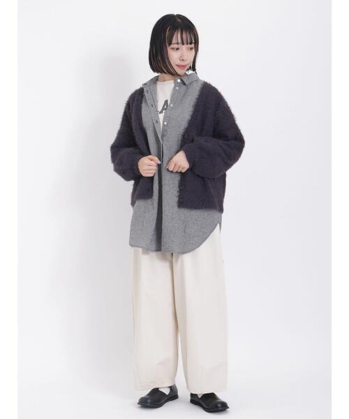 Samansa Mos2（サマンサ モスモス）の「シャギーニットVネックカーディガン（カーディガン/ボレロ・レディース・ピンク/キナリ/チャコールグレー/ブルー/モカ・F）」の10枚目の写真