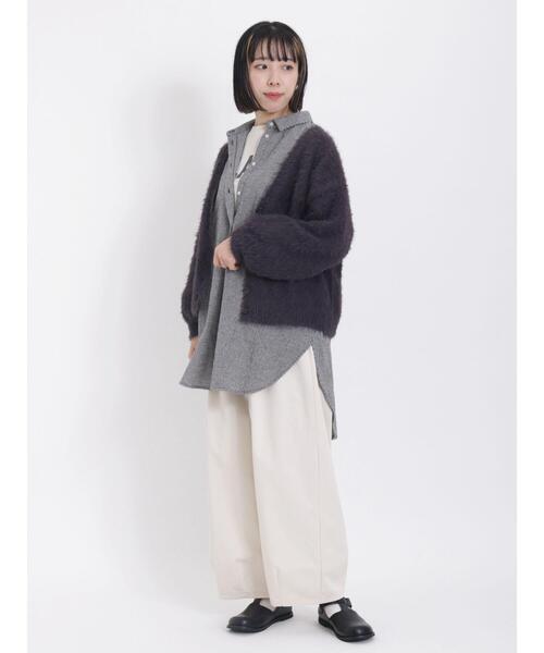 Samansa Mos2（サマンサ モスモス）の「シャギーニットVネックカーディガン（カーディガン/ボレロ・レディース・ピンク/キナリ/チャコールグレー/ブルー/モカ・F）」の11枚目の写真