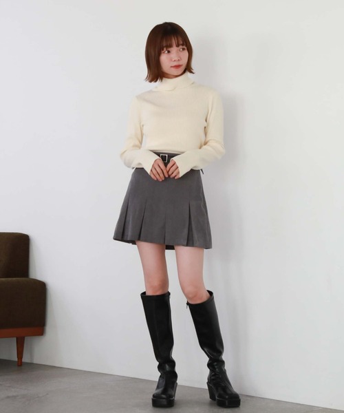 archives（アルシーヴ）の「コーデュロイBOXプリーツミニスカート（スカート・レディース・ブラック/ブルーグレー/アイボリー・MEDIUM）」の15枚目の写真