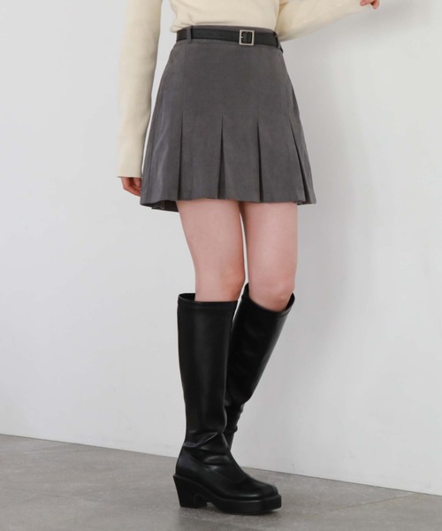 archives（アルシーヴ）の「コーデュロイBOXプリーツミニスカート（スカート・レディース・ブラック/ブルーグレー/アイボリー・MEDIUM）」の13枚目の写真