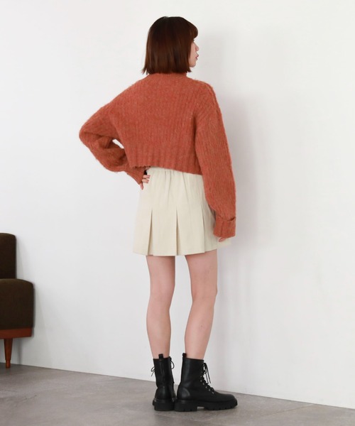 archives（アルシーヴ）の「コーデュロイBOXプリーツミニスカート（スカート・レディース・ブラック/ブルーグレー/アイボリー・MEDIUM）」の10枚目の写真