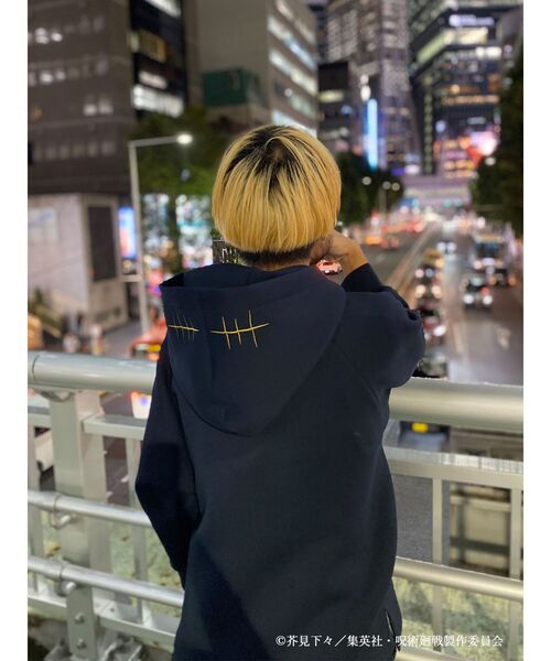 MURUA(ムルーア)の「【呪術廻戦×MURUA】夏油傑ボンディングパーカー(Tシャツ/カットソー・レディース・ネイビー・FREE)」の13枚目の写真
