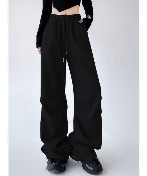 Mela(メラ)の「PARACHUTE SWEAT PT(スウェットパンツ・レディース・グレー/ブラック/ダークグレー/ライトグレー・XL/L/M/S)」の10枚目の写真