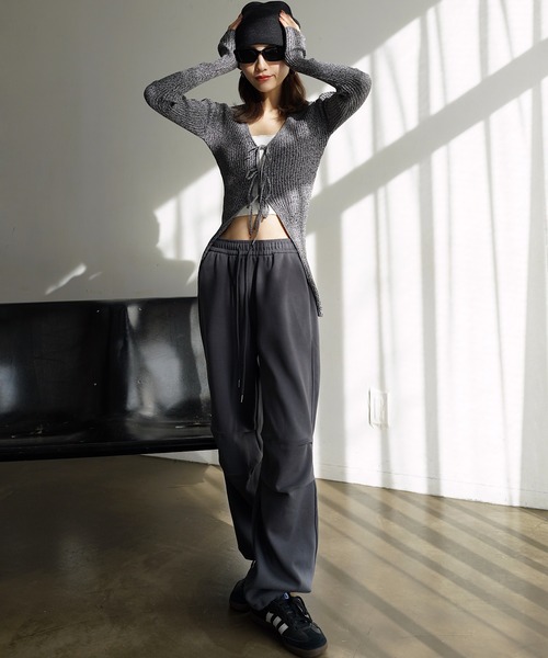 Mela(メラ)の「PARACHUTE SWEAT PT(スウェットパンツ・レディース・グレー/ブラック/ダークグレー/ライトグレー・XL/L/M/S)」の15枚目の写真