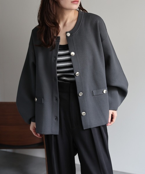 ap retro（アプレトロ）の「ノーカラーニットカーディガン / ニットジャケット（ノーカラージャケット・レディース・チャコールグレー/アイボリー/ライトブルー/ブラック/ブルー/オレンジ/ブラウン・FREE）」の12枚目の写真