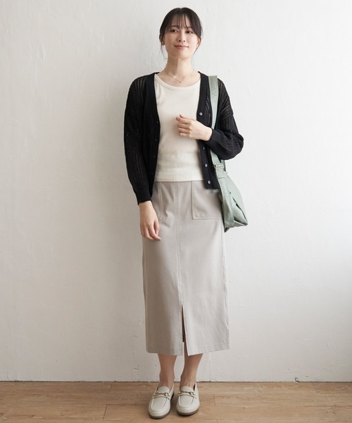 ikka（イッカ）の「透かし編みVネックカーディガン（カーディガン/ボレロ・レディース・ベージュ/ブラック/エメラルド/オフホワイト・M/L/S）」の7枚目の写真