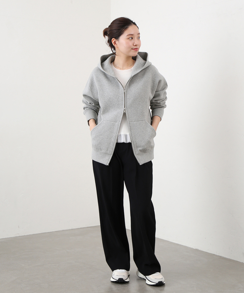 IENA（イエナ）の「ダブルフェイスジップアップフーディ（パーカー