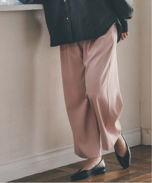 THE SHOP TK （ザ ショップ ティーケー ）の「◆【ヒルナンデス！で紹介】リラックステーパードパンツ【手洗い可】（その他パンツ・レディース・ネイビー/ライトベージュ/ベビーピンク・12/13）」の3枚目の写真