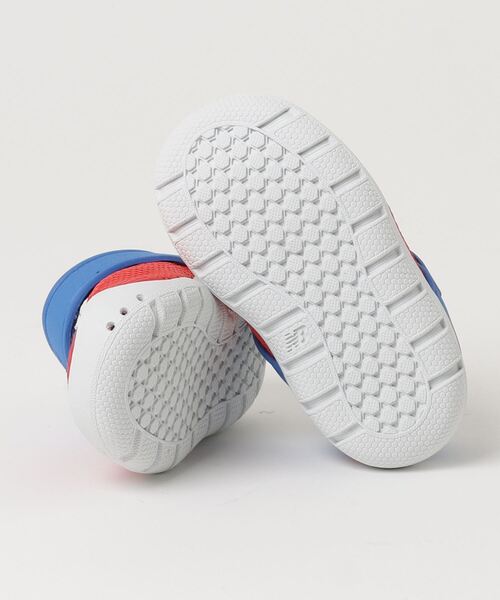 NEW BALANCE（ニューバランス）の「208 v2 Sandal（サンダル・キッズ・ホワイト系その他/ブラック×ホワイト/ピンク・14.0cm/13.0cm/12.0cm/12.5cm/14.5cm/15.5cm/13.5cm/15.0cm/16.0cm/16.5cm）」の8枚目の写真