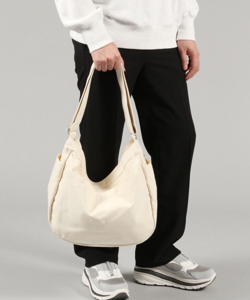 GLOBAL WORK（グローバルワーク）の「2WAYキャンバスショルダー/106550（ショルダーバッグ・メンズ・オフホワイト/ライトグリーン/ブラック・FREE）」の4枚目の写真