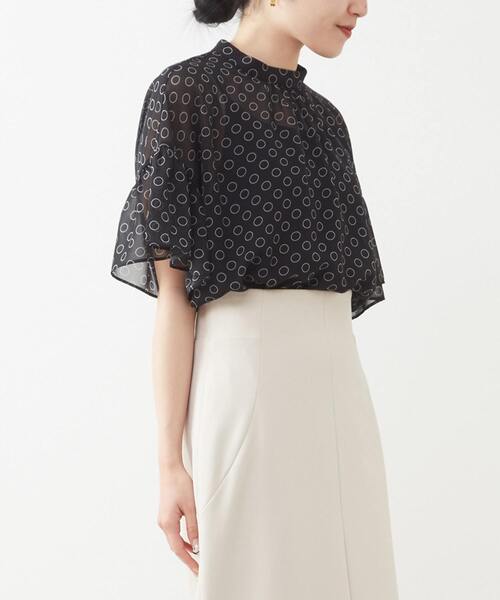 Tiara（ティアラ）の「ドット×ドットハイネックフリルブラウス（シャツ/ブラウス・レディース・アイボリー/ベージュ/ブラック・FREE/9）」の2枚目の写真