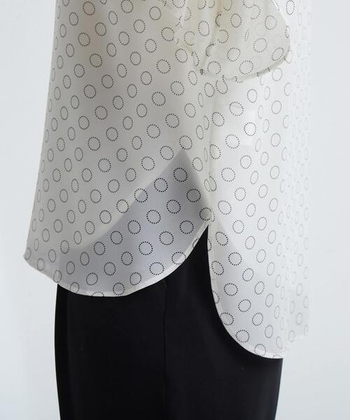 Tiara（ティアラ）の「ドット×ドットハイネックフリルブラウス（シャツ/ブラウス・レディース・アイボリー/ベージュ/ブラック・FREE/9）」の5枚目の写真