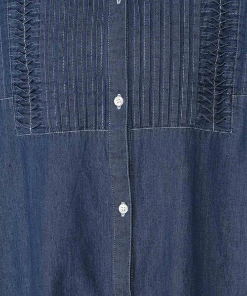 studio CLIP（スタディオクリップ）の「ピンタックデニムワンピース[プチ・プラスサイズあり]（ワンピース・レディース・ライトブルー/ブラック/インディゴブルー・FREE/ﾌﾘｰ(L)/PF）」の17枚目の写真