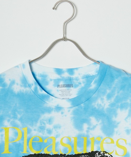 PLEASURES（プレジャー）の「PLEASURES/プレジャーズ WET DOGS TEE BLUE DYE タイダイTシャツ カットソー 半袖Tシャツ（Tシャツ/カットソー・メンズ・ブルー・L/XL/M）」の6枚目の写真