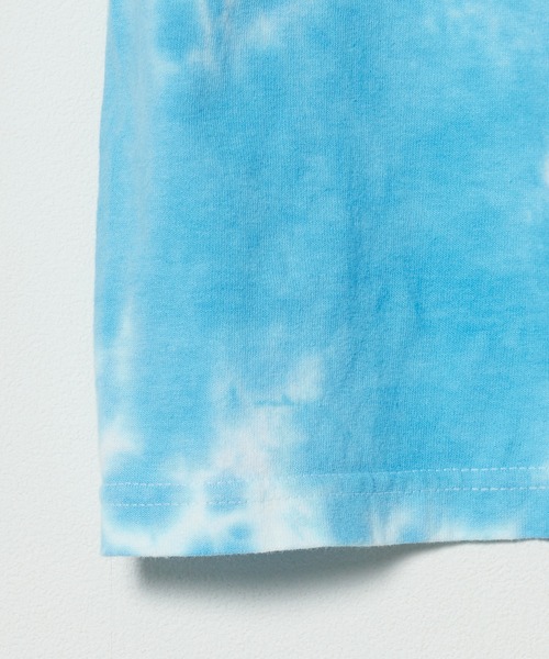 PLEASURES（プレジャー）の「PLEASURES/プレジャーズ WET DOGS TEE BLUE DYE タイダイTシャツ カットソー 半袖Tシャツ（Tシャツ/カットソー・メンズ・ブルー・L/XL/M）」の4枚目の写真
