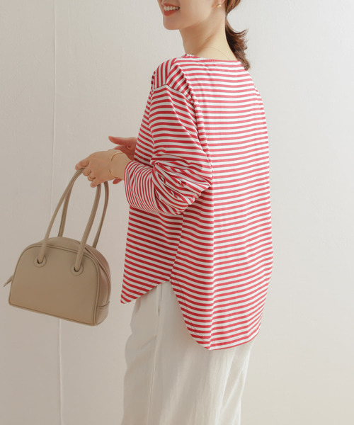 URBAN RESEARCH DOORS(アーバンリサーチドアーズ)の「ラウンドヘムボーダーロングTシャツ(Tシャツ/カットソー・レディース・ブラック系その他/ブルー系その他/レッド系その他・MEDIUM)」の9枚目の写真